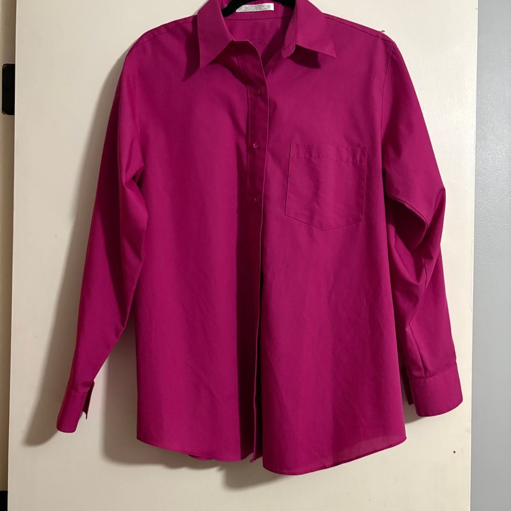 Foxcroft Wrinkle Free Magenta Button Down Shirt Professional Career Workwear‎ 8